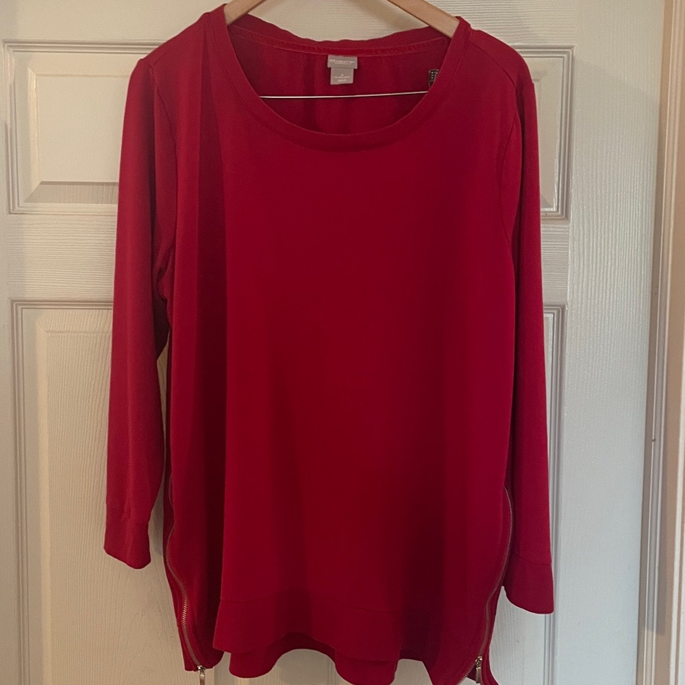 Chico’s Red Long Sleeve Sweater With Silver Side Zippers Plus Size 22 - Picture 2 of 9
